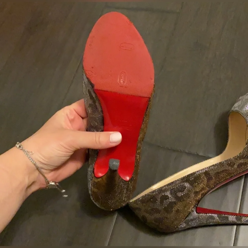 Christian Louboutin Heels Size 38 - Picture 6 of 9